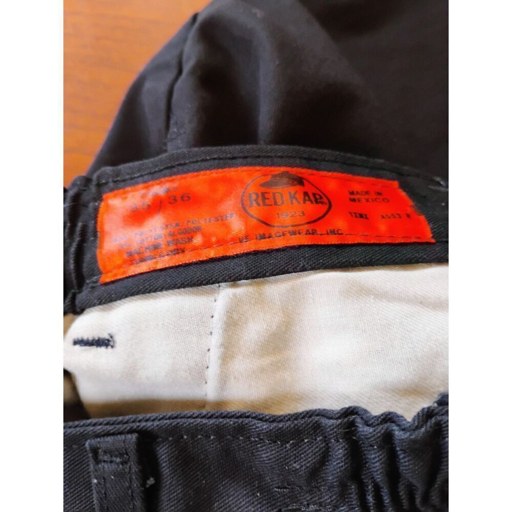 Red Kap brand Utility Pants - Size: 36      (1189)